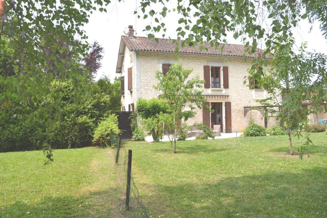 Les Bruyeres B&B Montbron Luaran gambar